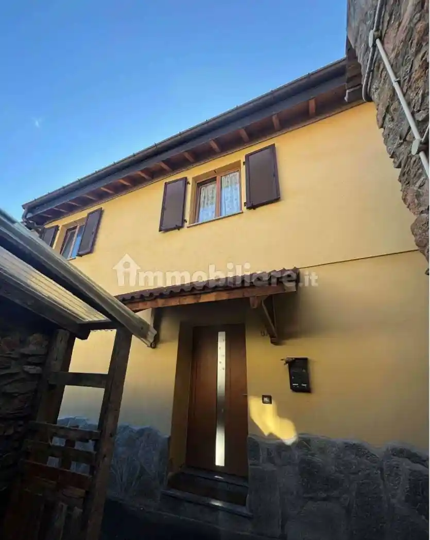 Appartamento in vendita a Cuasso al Monte