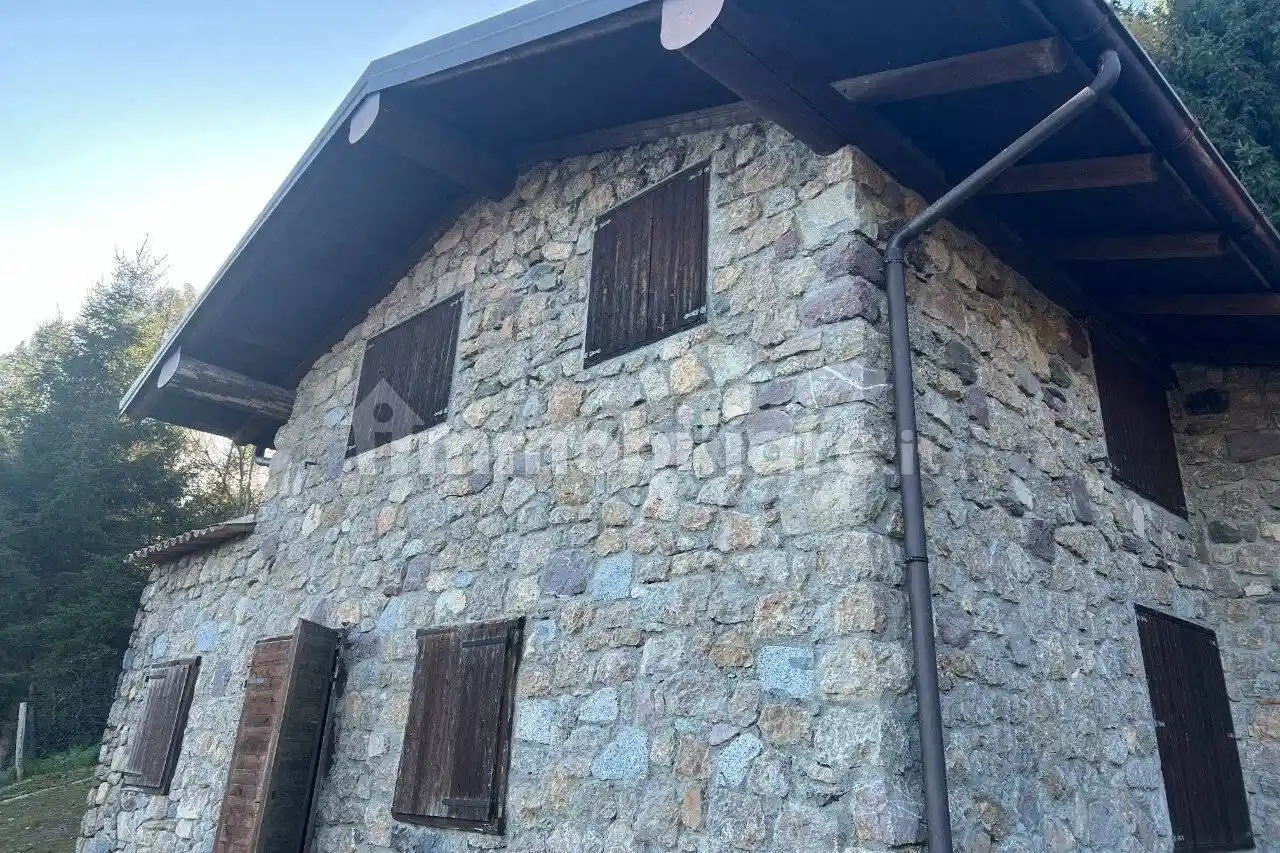 Rustico - Casale in vendita a Angolo Terme