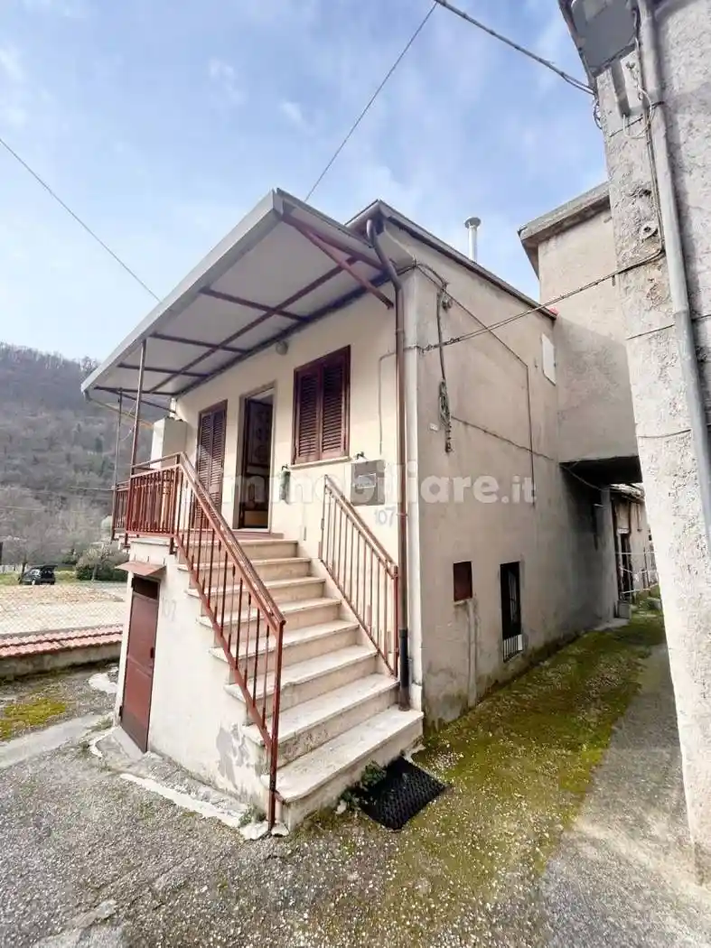 Villa in vendita a Cantalice