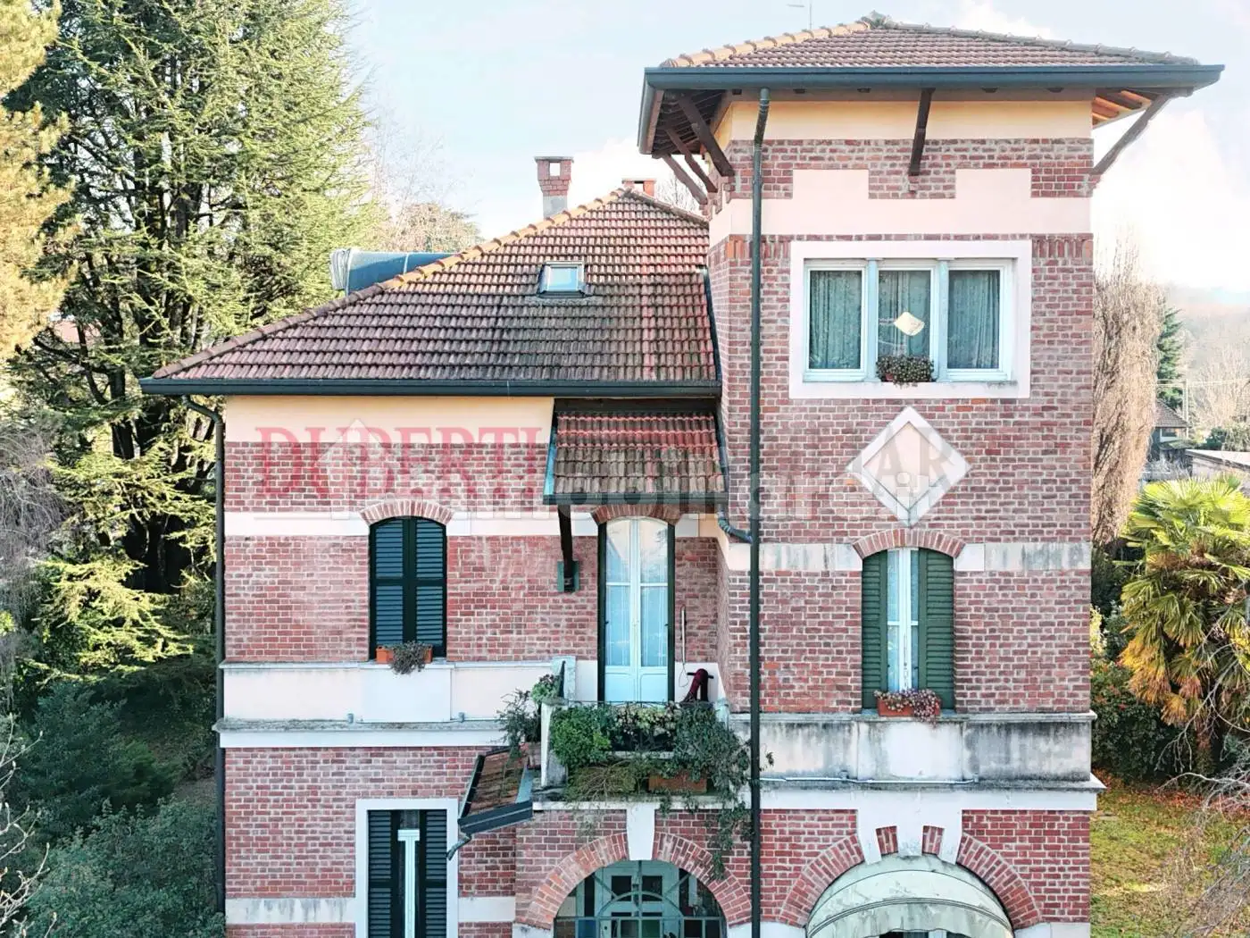 Villa unifamiliare via Gazza, Castronno - foto 2