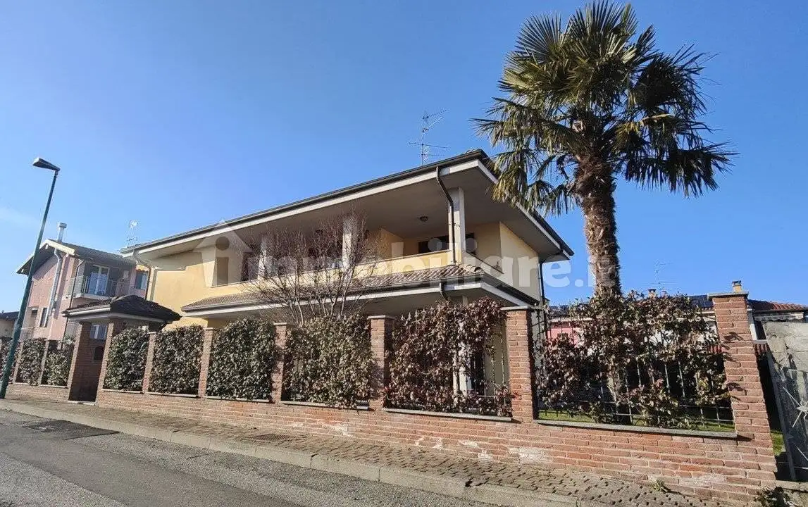 Villa bifamiliare via Aldo Moro 24, Cameriano, Casalino - foto 2