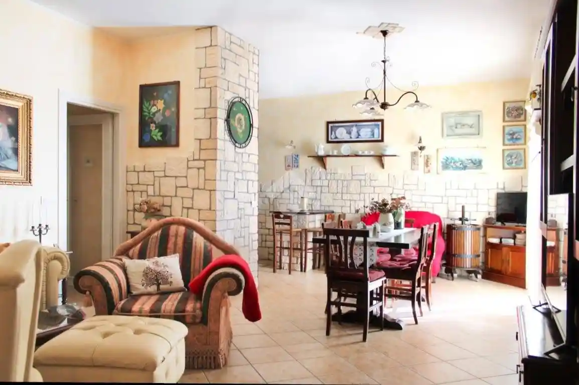 Appartamento in vendita a Putignano