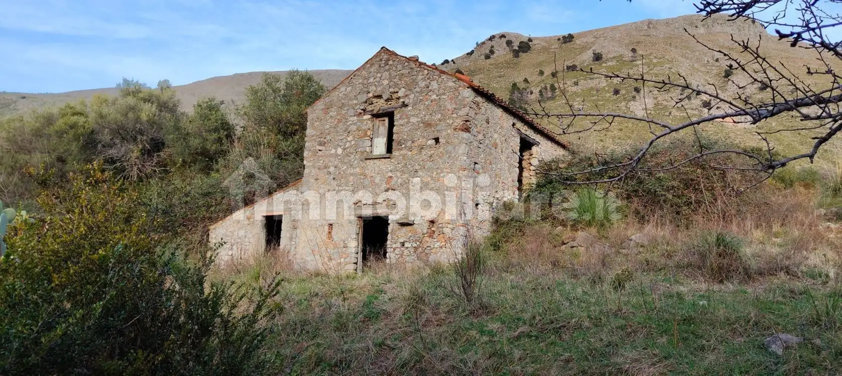Villa in vendita a Santa Domenica Talao