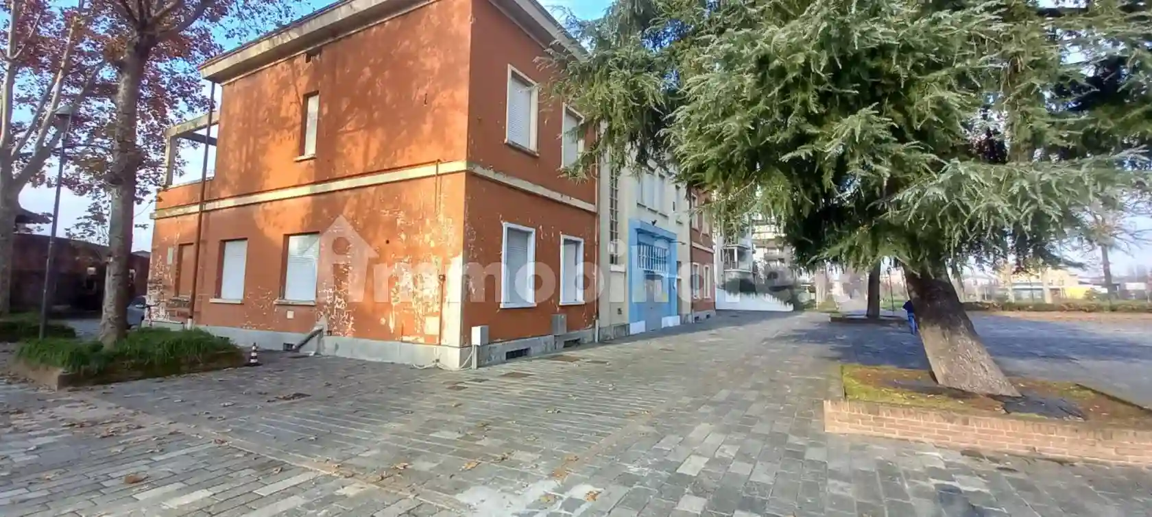Palazzo - Edificio in Vendita - foto 4