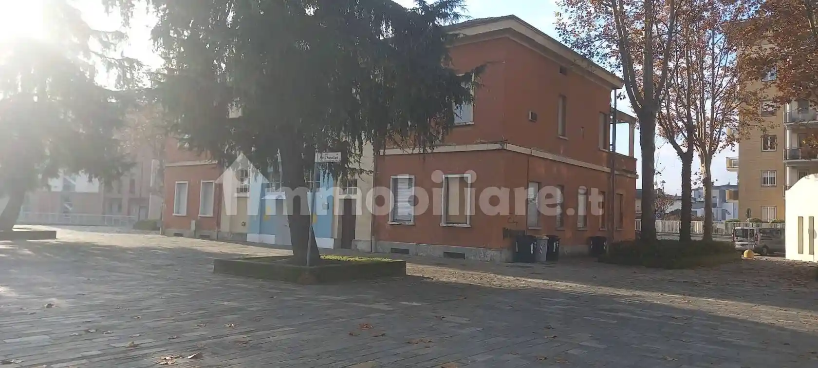 Palazzo - Edificio in Vendita - foto 2