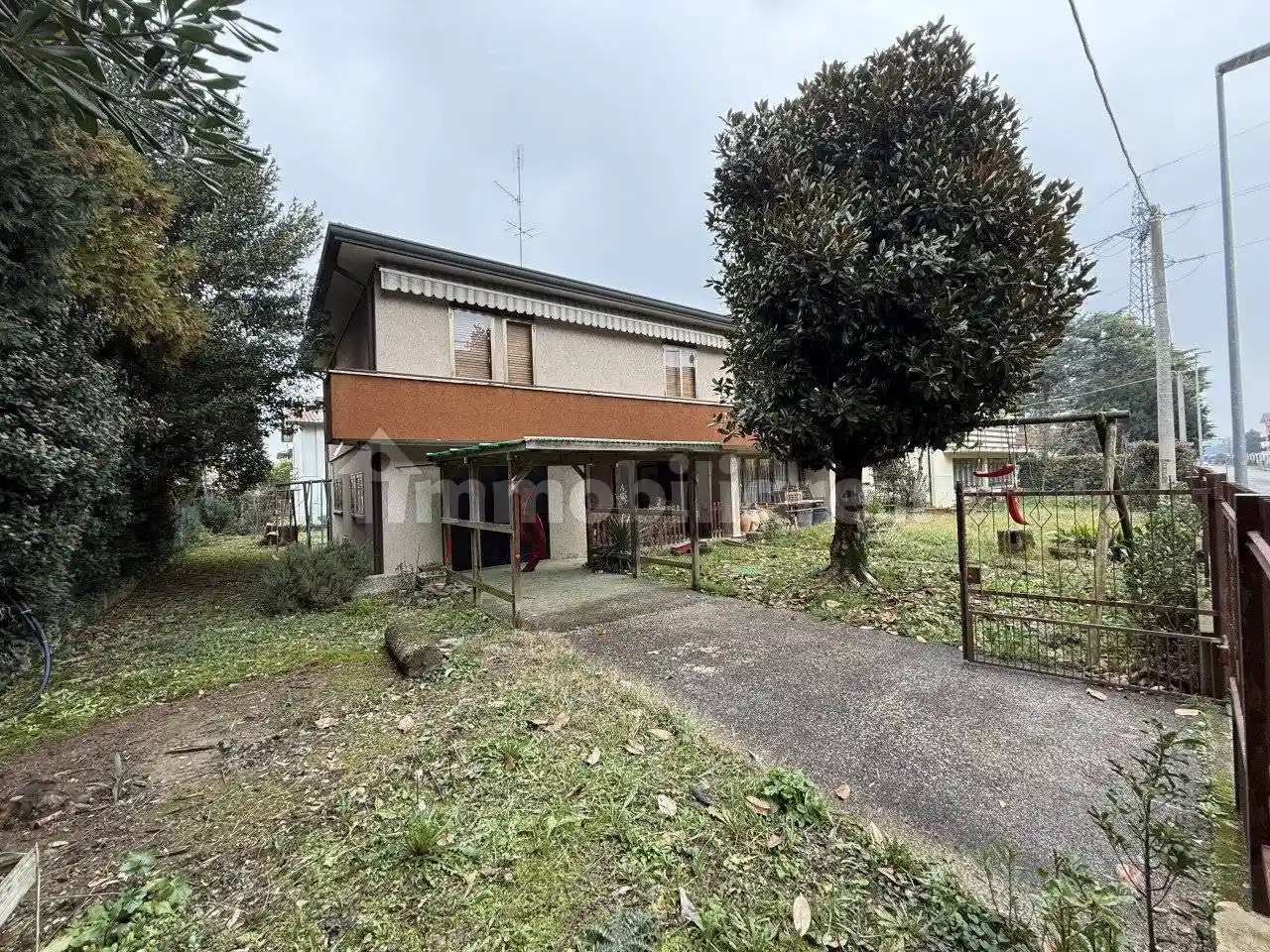 Casa indipendente in vendita a Selvazzano Dentro