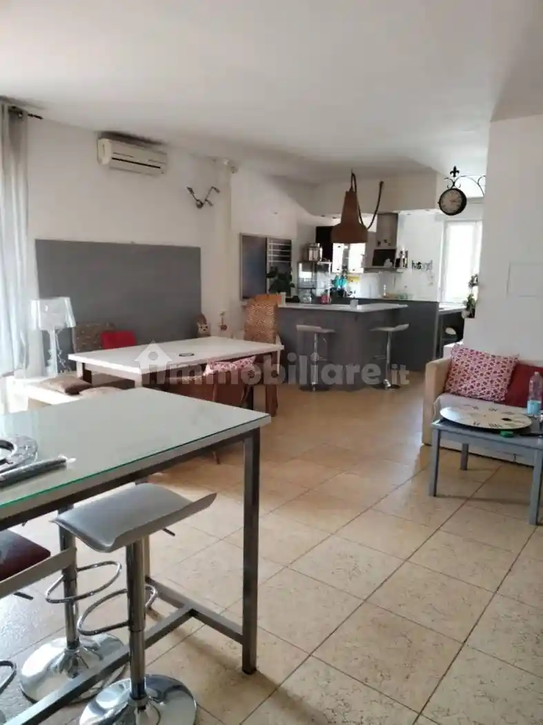 Appartamento in vendita a Castelnuovo Magra