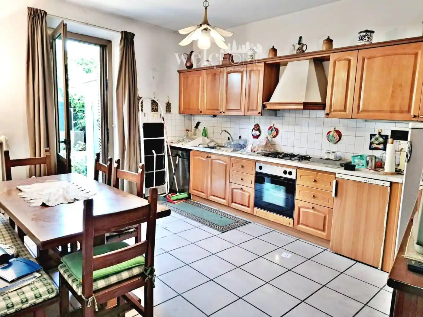 Casa indipendente in vendita a Campi Bisenzio