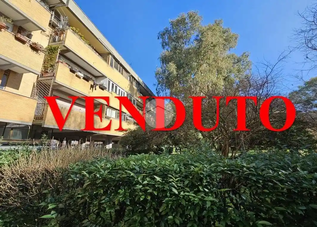 Trilocale viale XVII Olimpiade 116, Villaggio Olimpico, Roma - foto 3