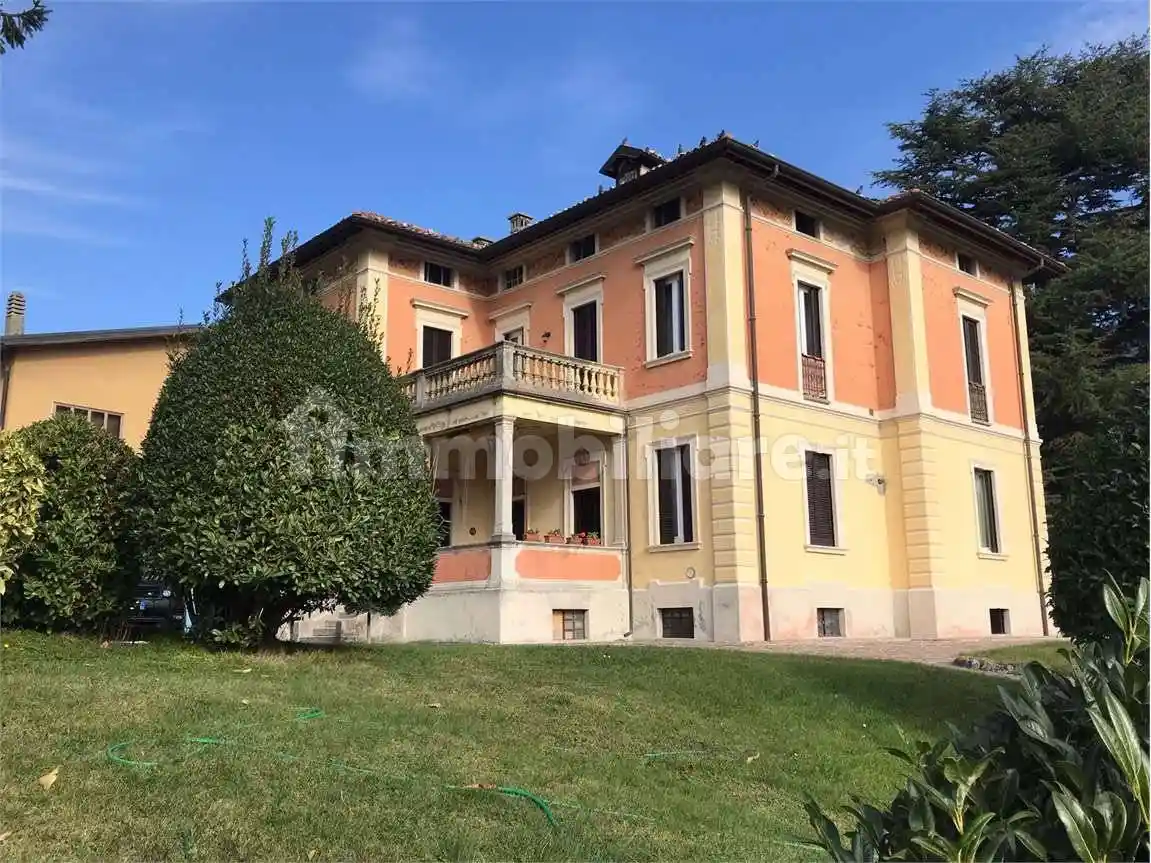 Terratetto unifamiliare Roma, 12, Corneno Galliano Carella Mariaga, Eupilio - foto 2