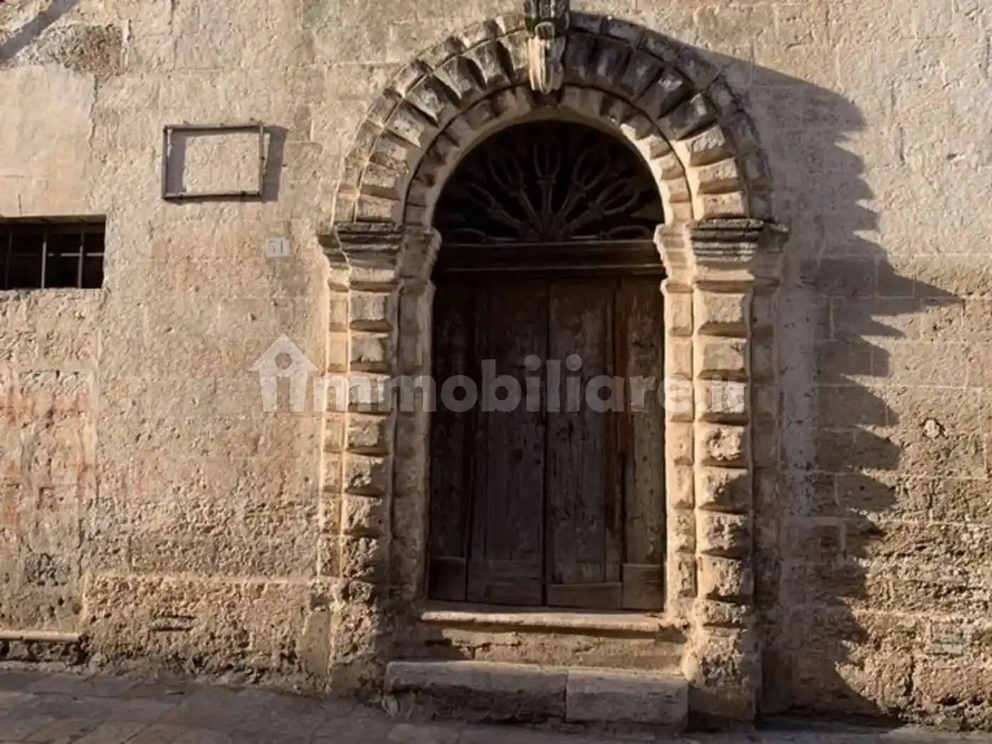 Palazzo - Edificio in vendita a Mesagne