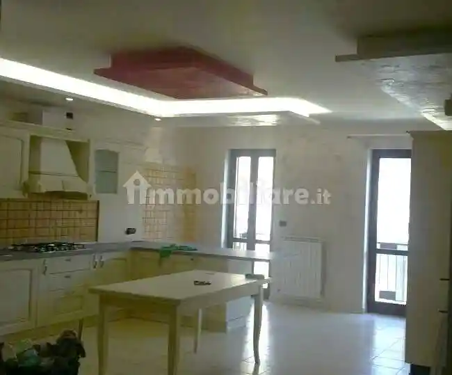 Quadrilocale via Cerzeta, Centro, Solofra - foto 2