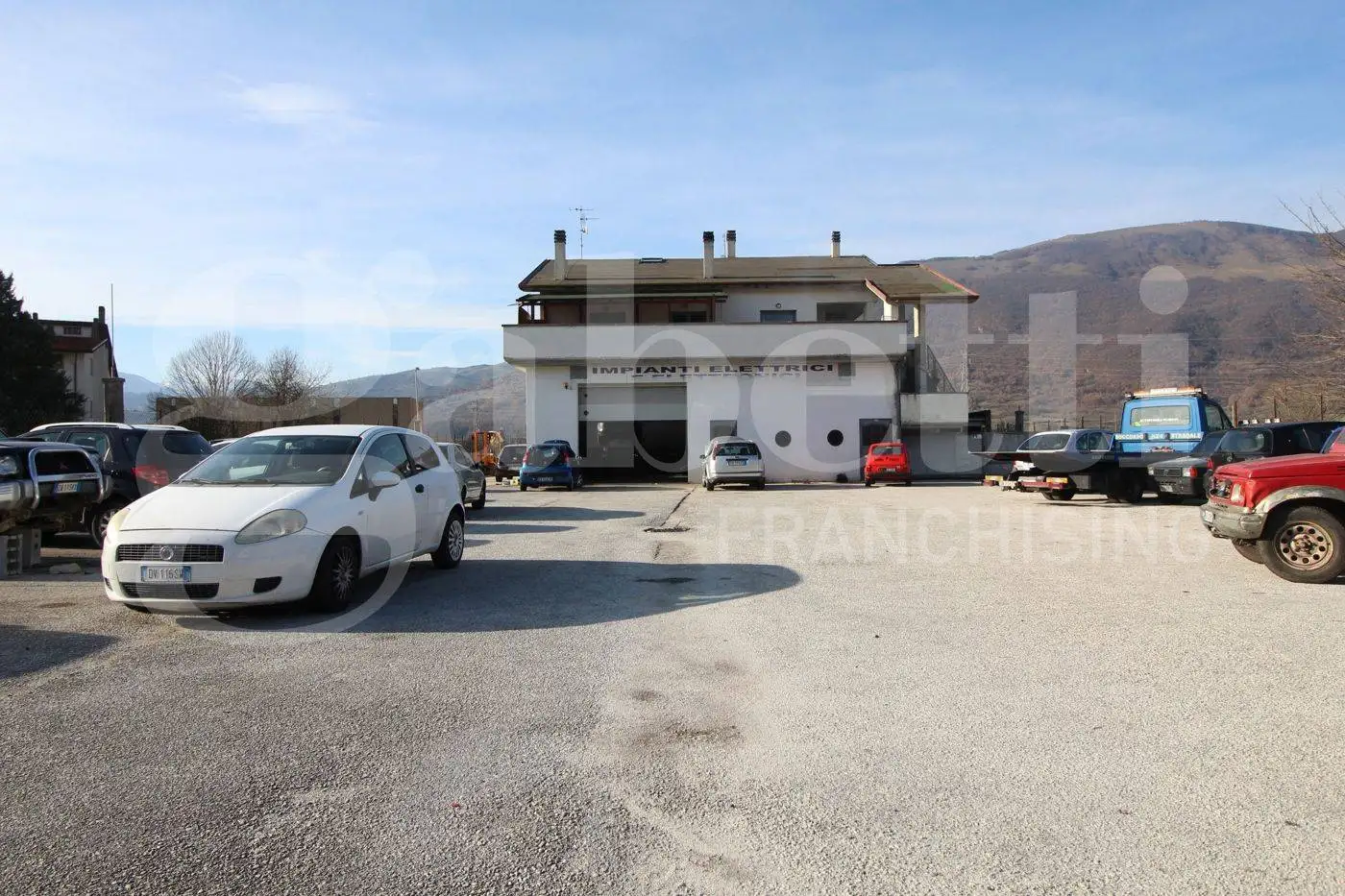 Palazzo - Edificio in vendita a Castel di Sangro