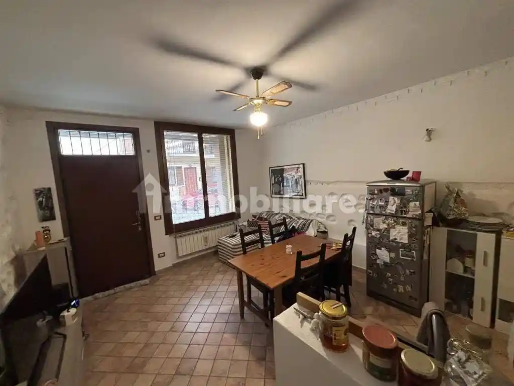 Casa indipendente in vendita a Trezzano Rosa