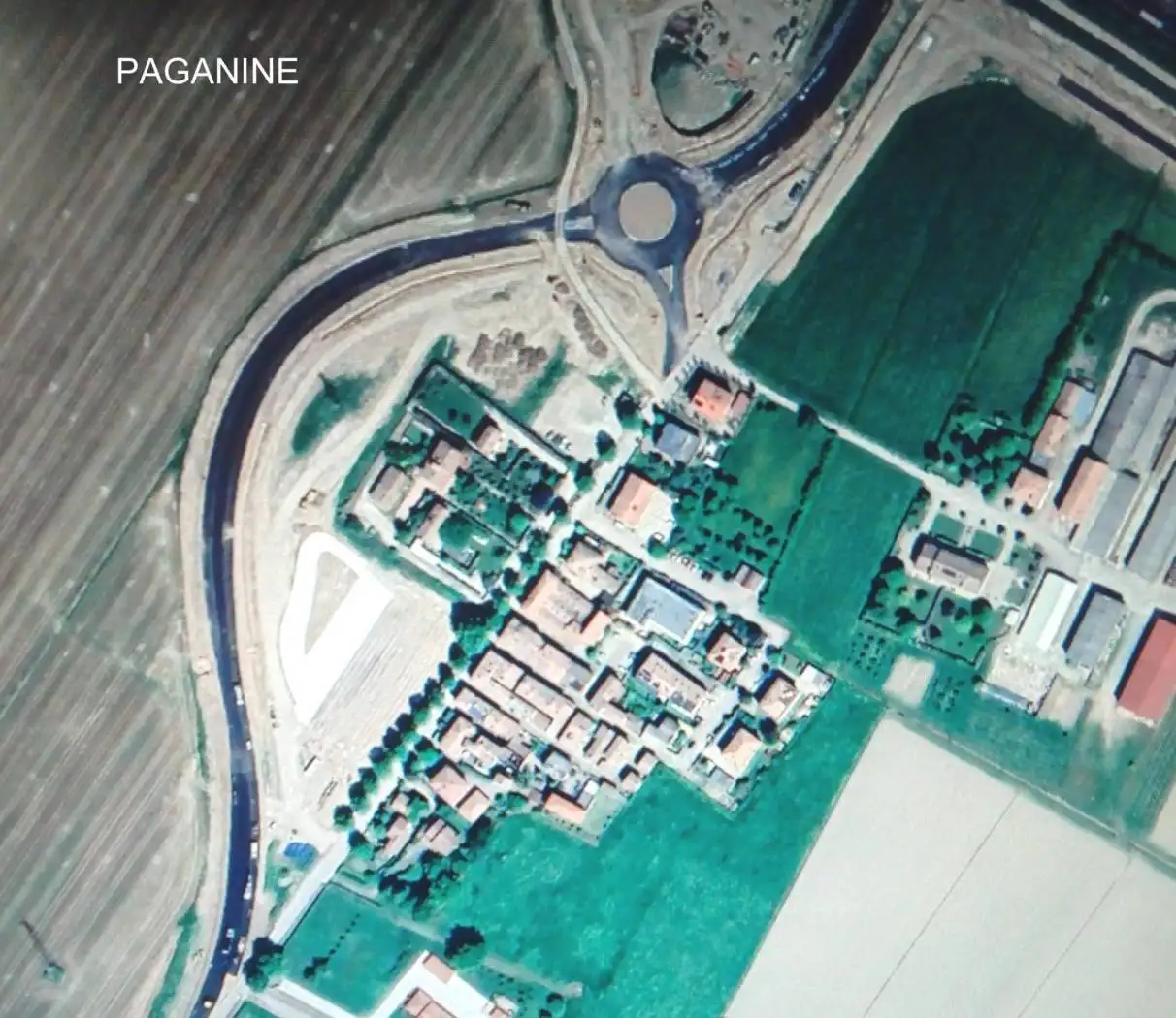 Casa indipendente in vendita a Modena