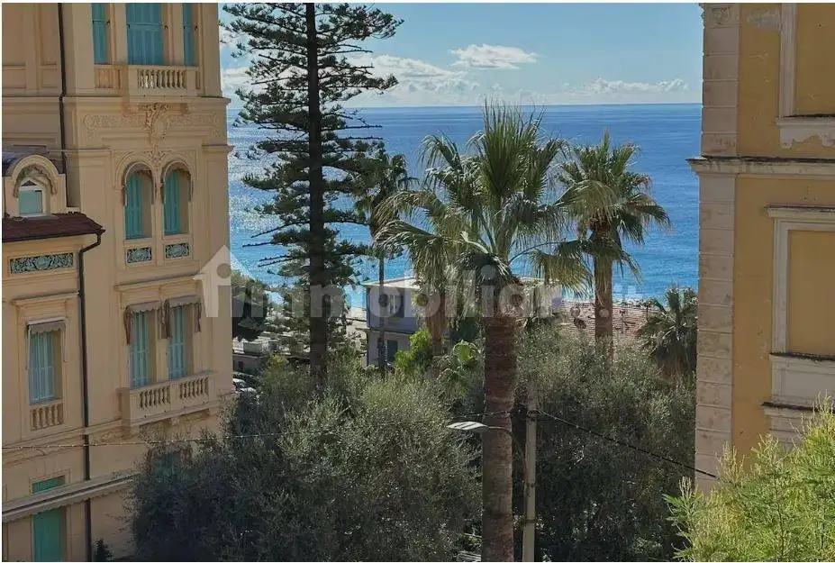 Appartamento in affitto a Ospedaletti