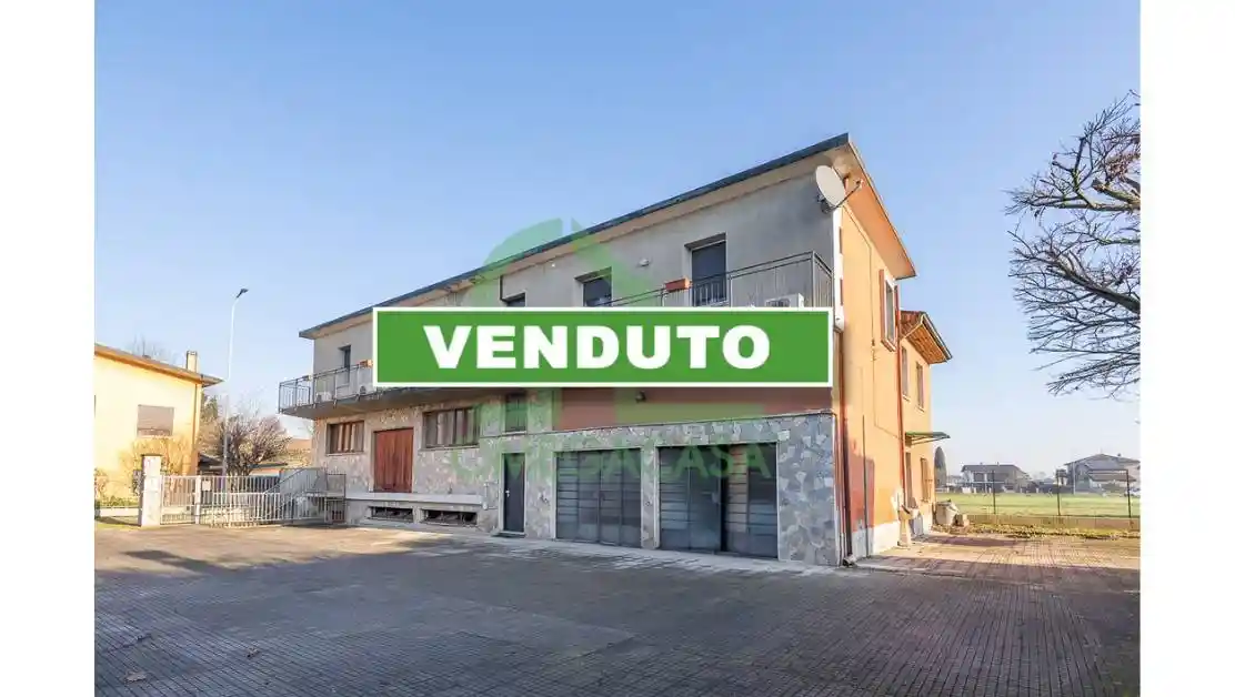 Palazzo - Edificio in vendita a Codogno