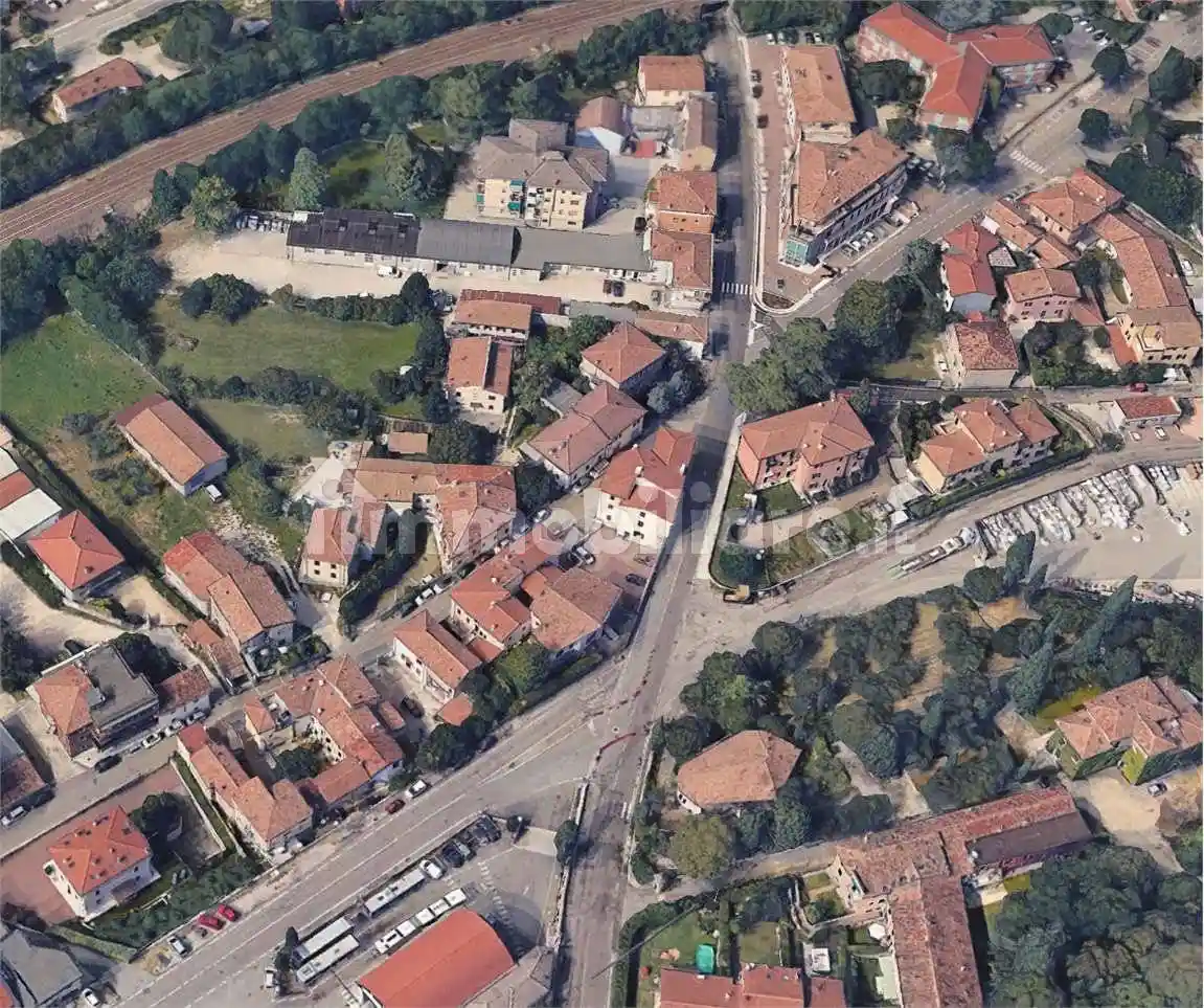 Casa indipendente in vendita a Sant'Ambrogio di Valpolicella