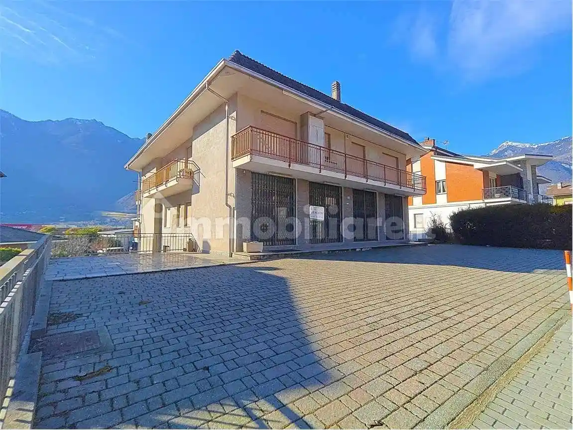 Casa indipendente in vendita a Verrès