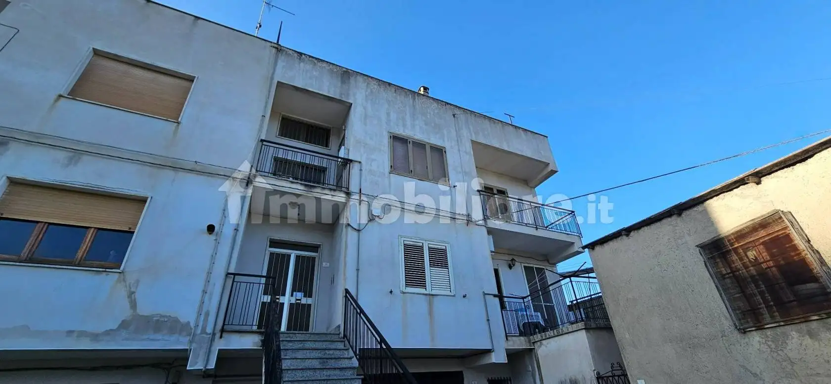 Appartamento in vendita a Davoli