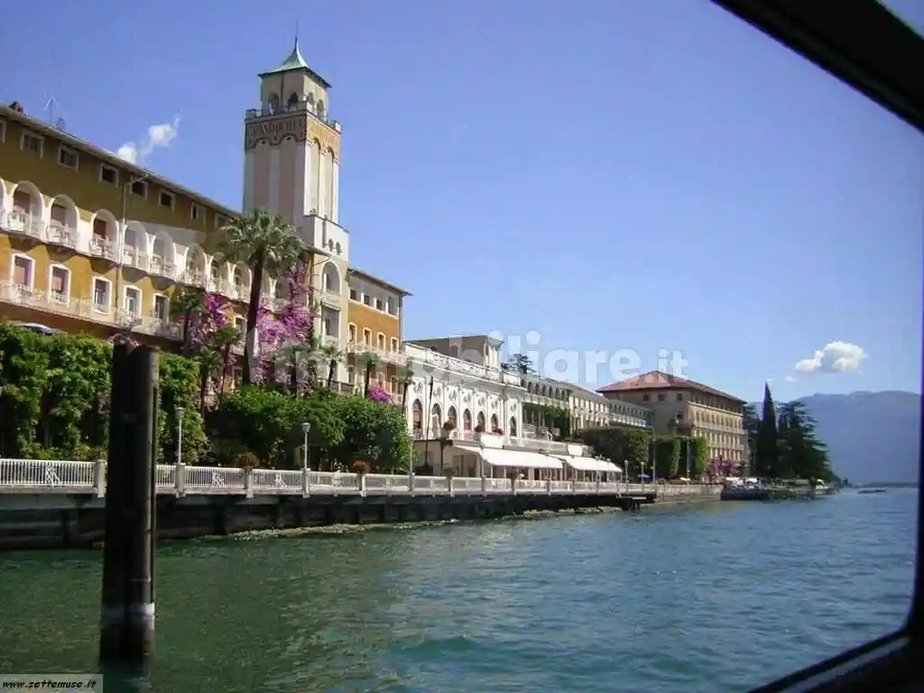 Villa in vendita a Gardone Riviera