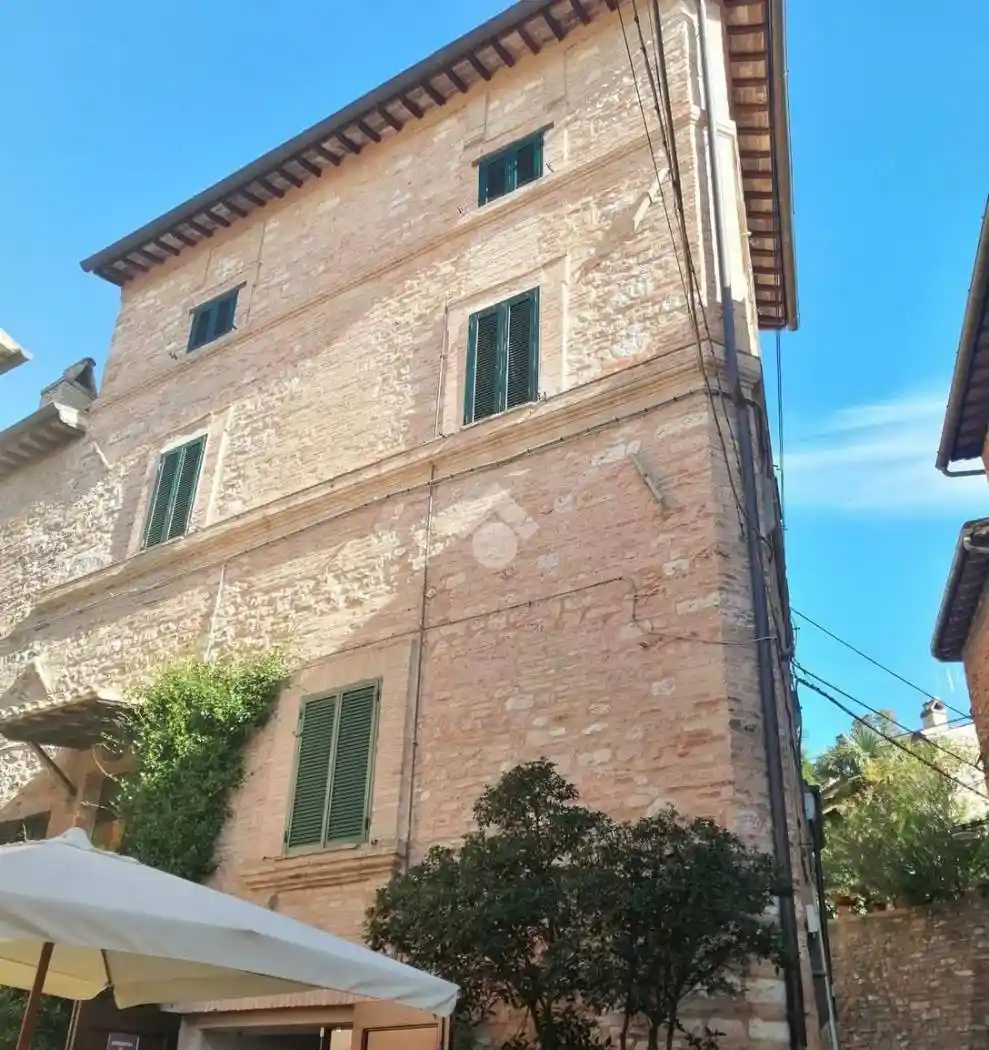 Casa indipendente in vendita a Spello
