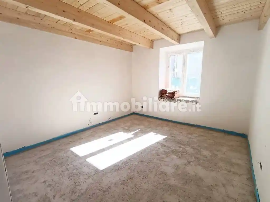 Villa unifamiliare via Giovanni Amendola, Centro, Avezzano - foto 2