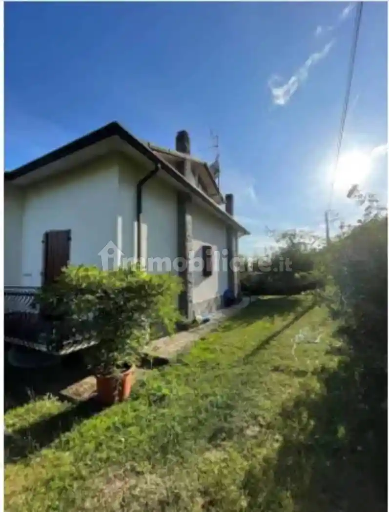 Villetta a schiera in vendita a Licciana Nardi