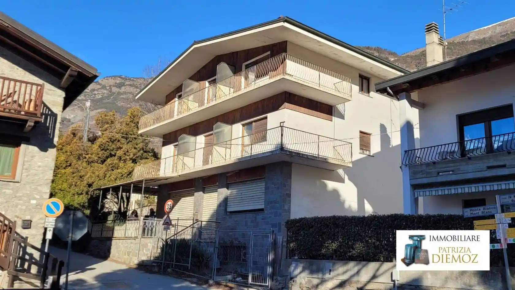 Palazzo - Edificio in vendita a Saint-Vincent