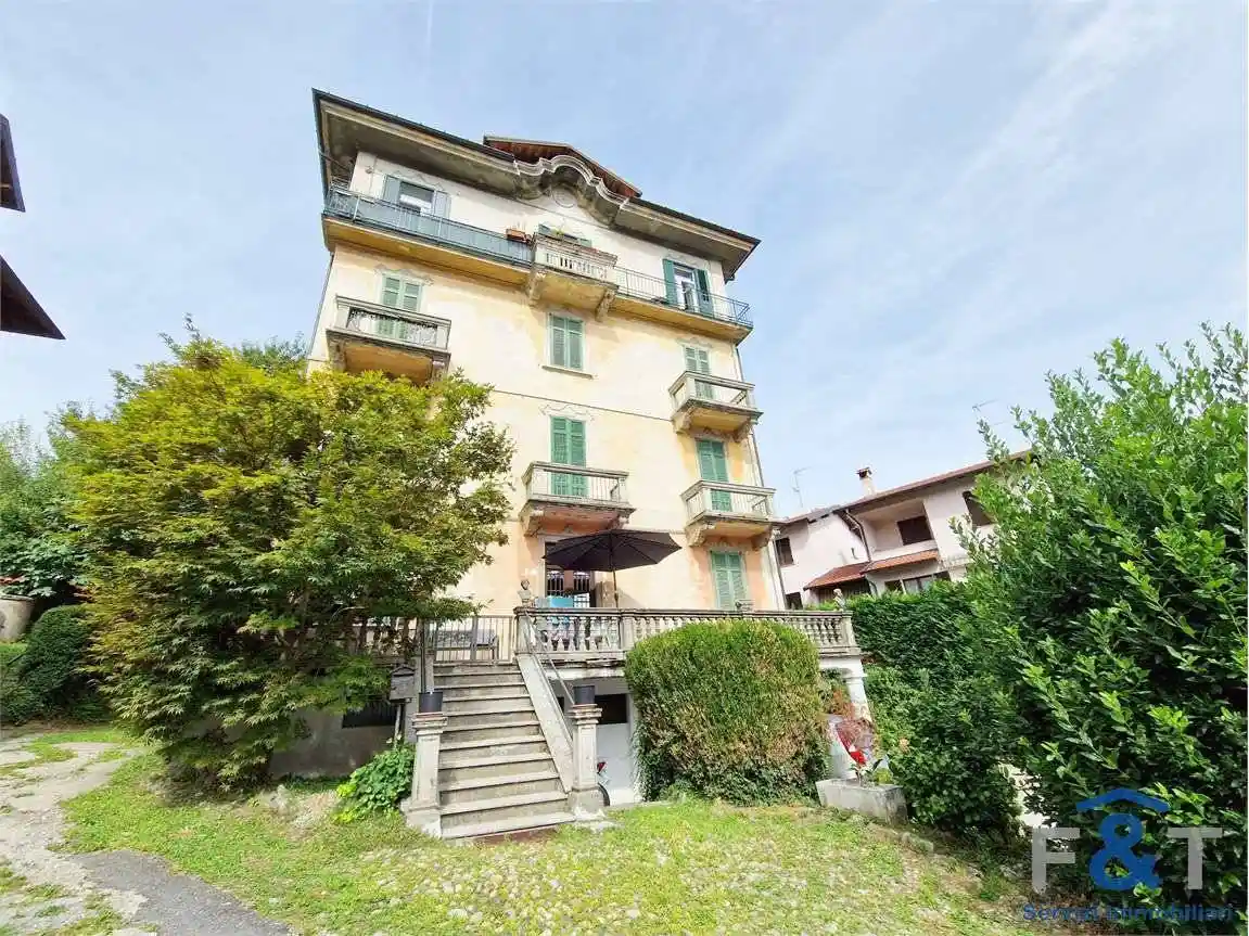 Appartamento in vendita a Besozzo