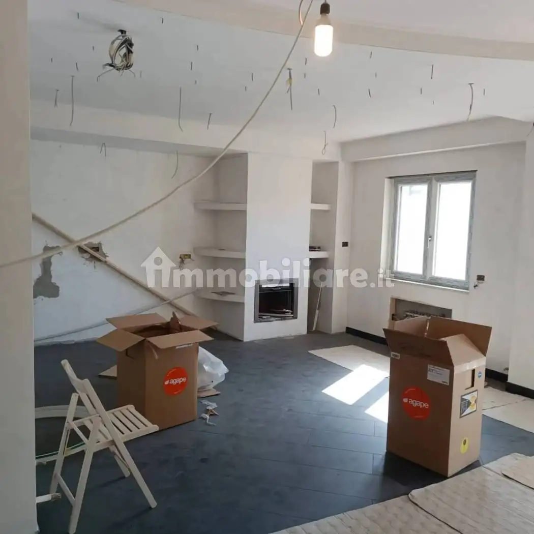 Appartamento in vendita a Laurenzana