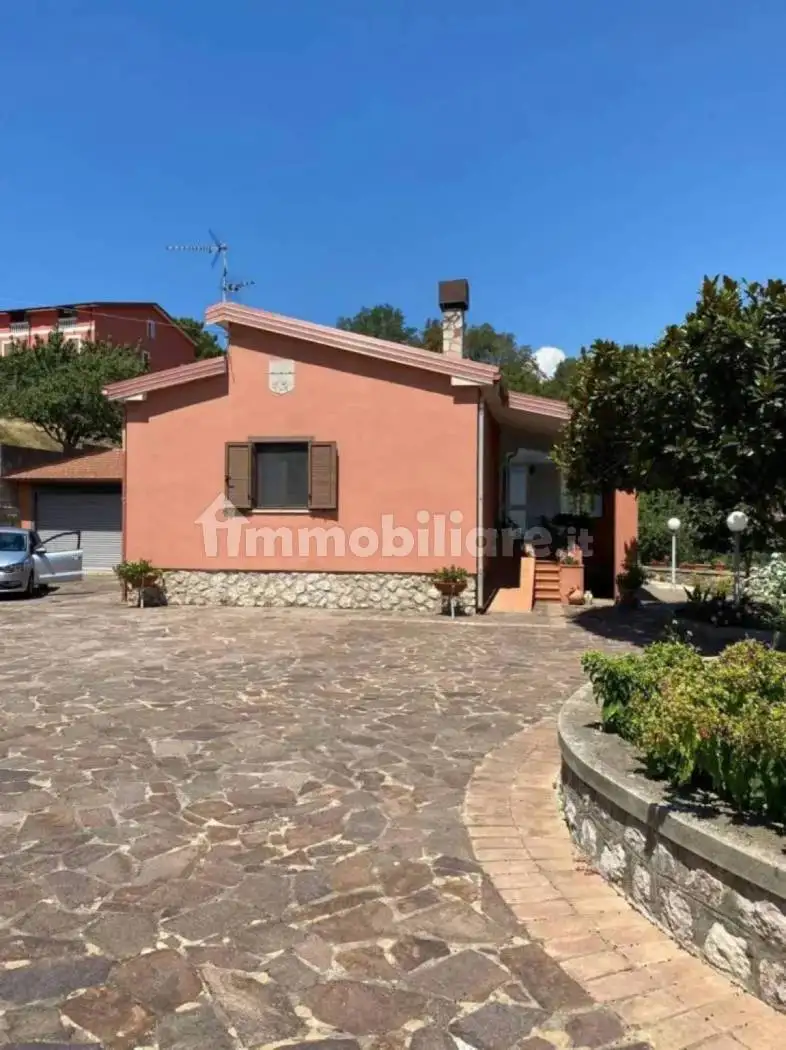 Villa in vendita a Miglierina