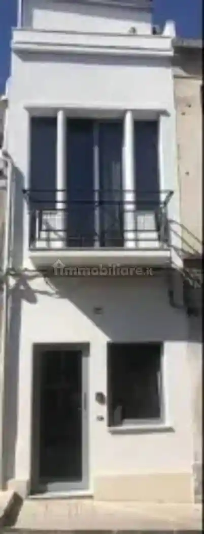 Casa indipendente in vendita a Canicattini Bagni