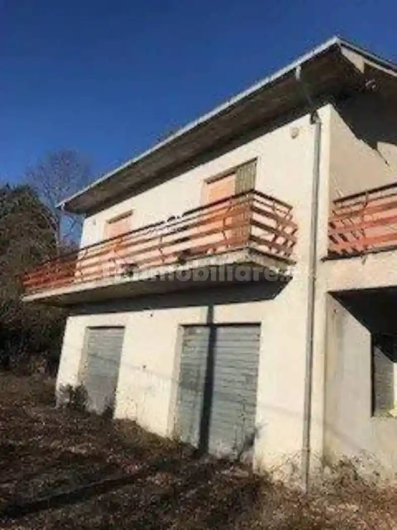 Villa in vendita a Borgorose