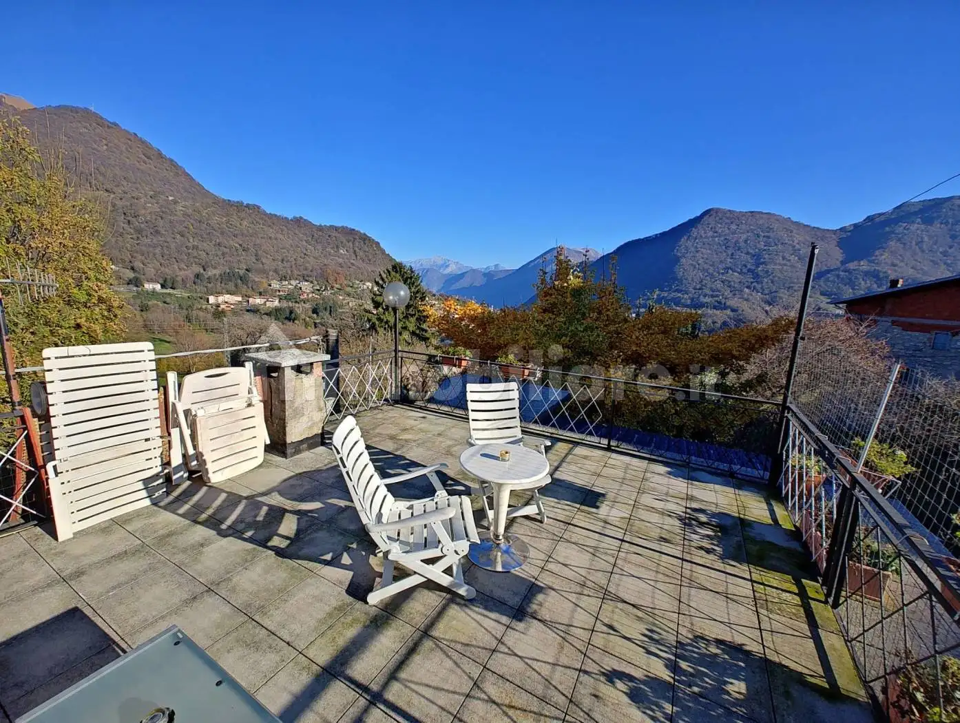 Casa indipendente in vendita a Cerano d'Intelvi