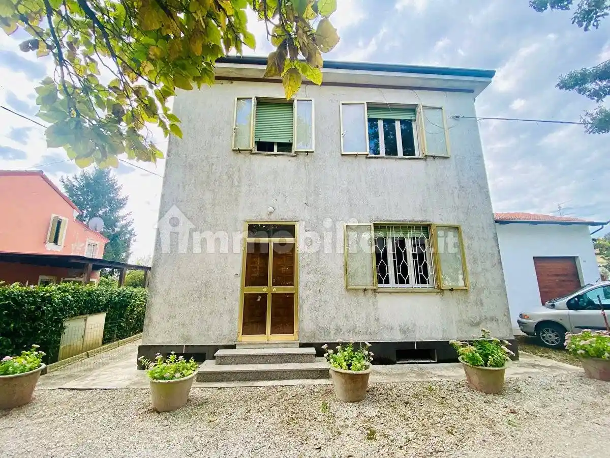 Terratetto unifamiliare 180 m², buono stato, Montalbano, Ferrara - foto 2