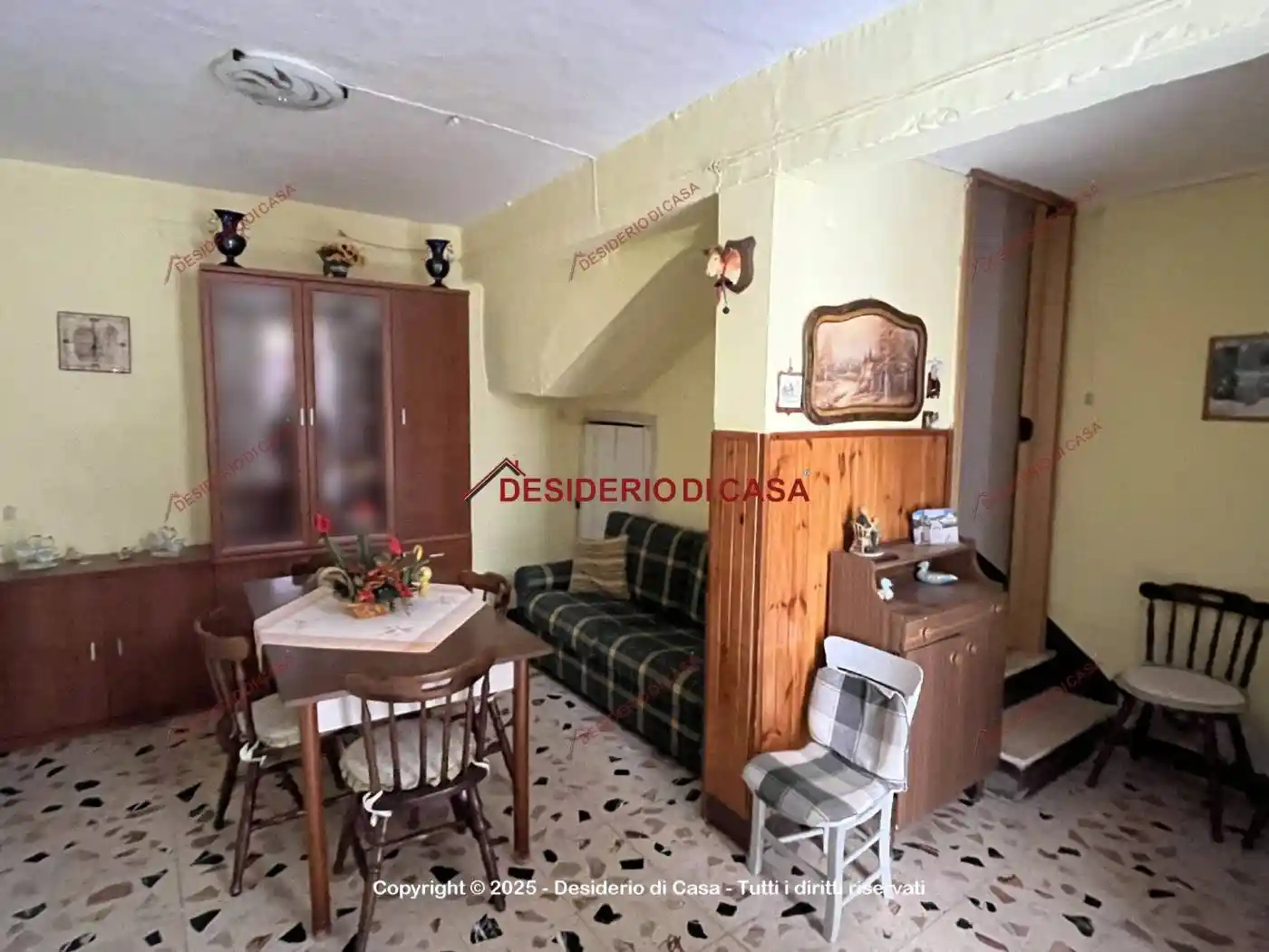 Casa indipendente in vendita a Campofelice di Roccella