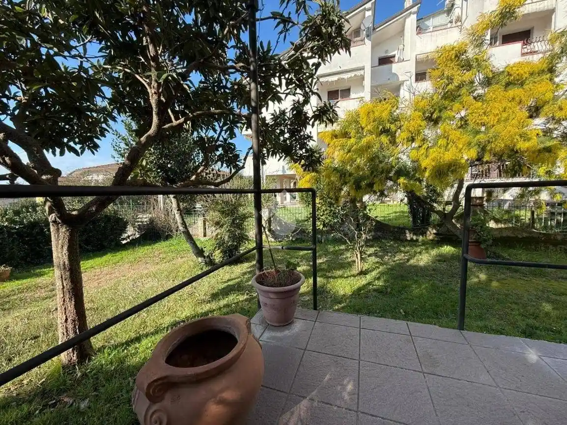 Casa indipendente in vendita a Sarzana