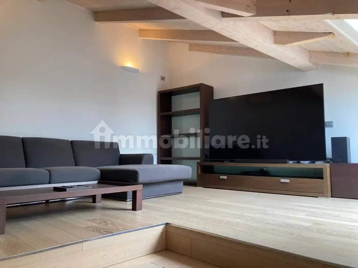 Mansarda piazza Mario Pasi, Centro Storico, Trento - foto 2