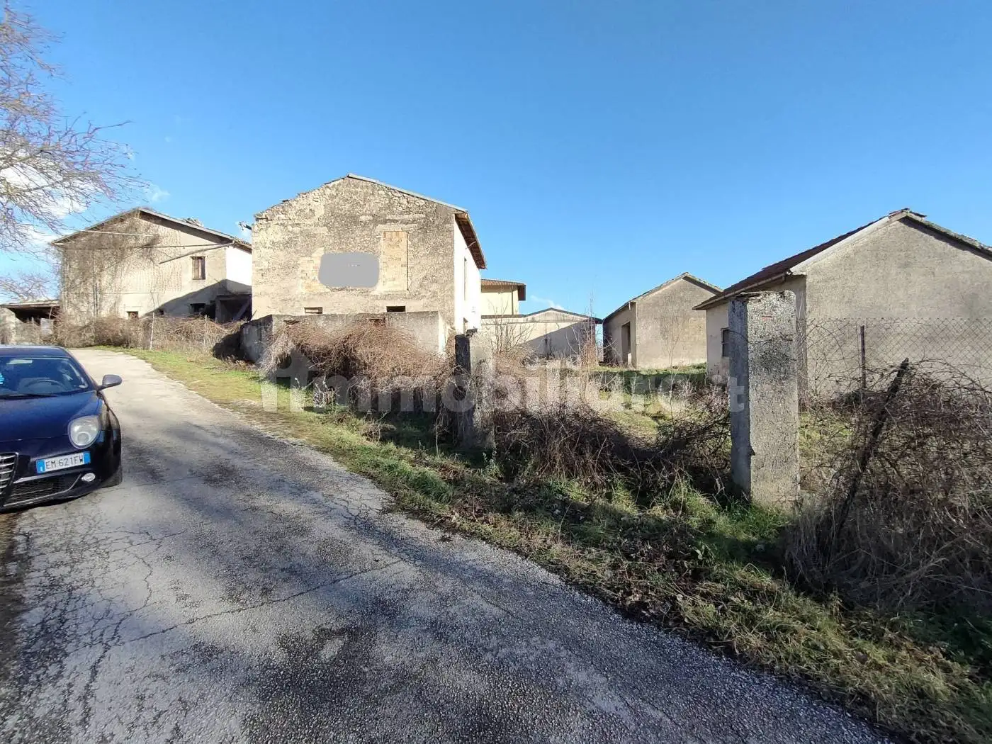 Rustico - Casale in vendita a L'Aquila