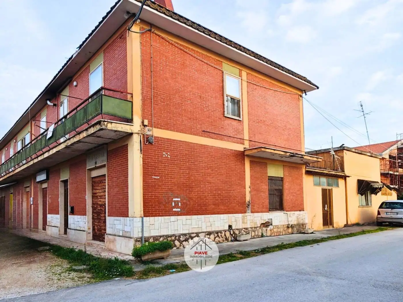 Palazzo - Edificio in vendita a Latina