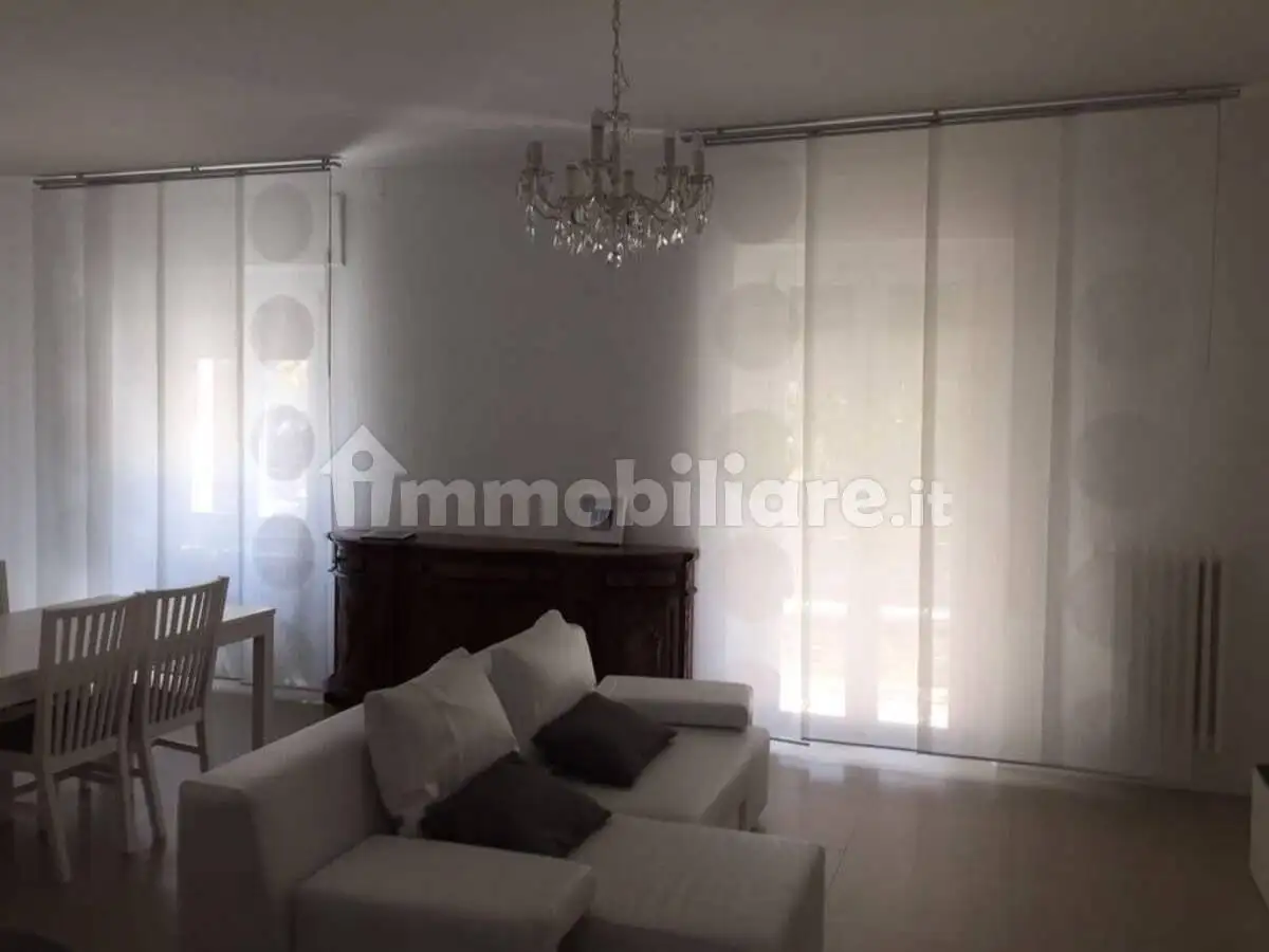 Appartamento in affitto a Vasto