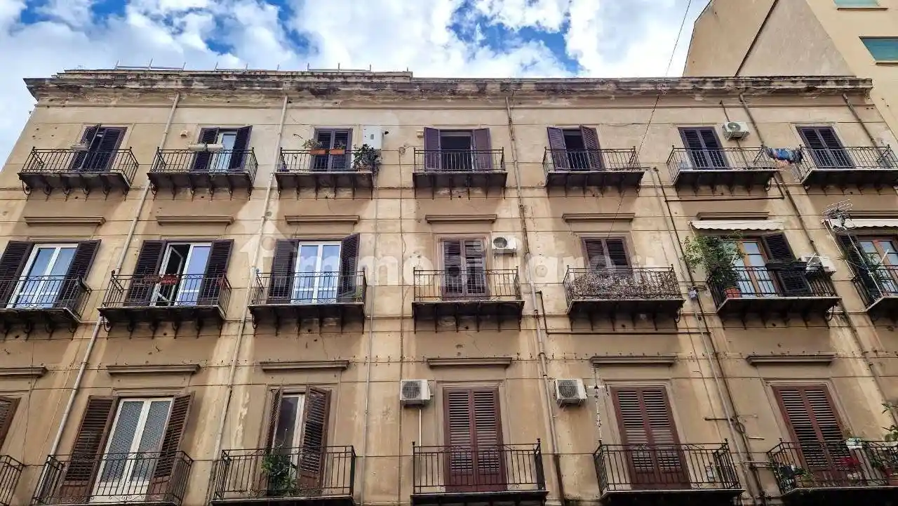Appartamento in vendita a Palermo