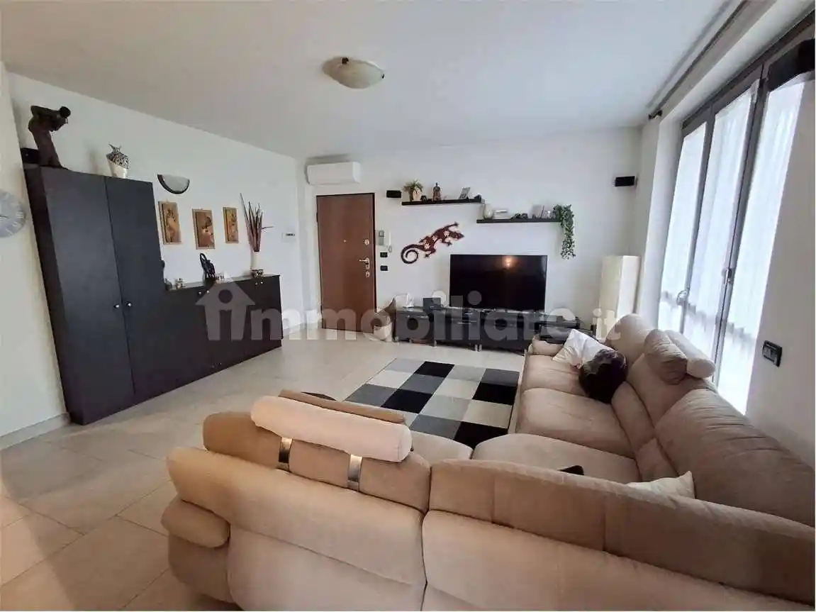 Appartamento in vendita a Binasco