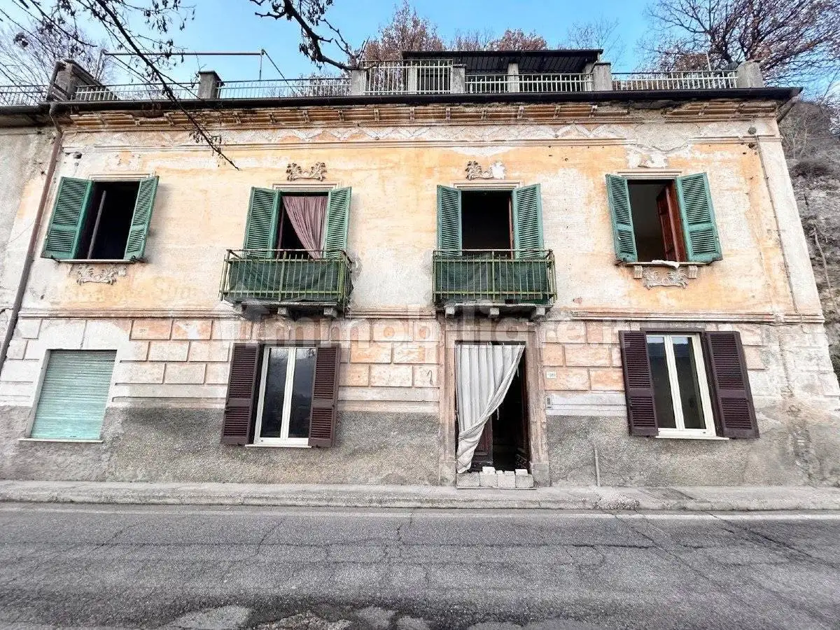 Villa in vendita a Borgorose