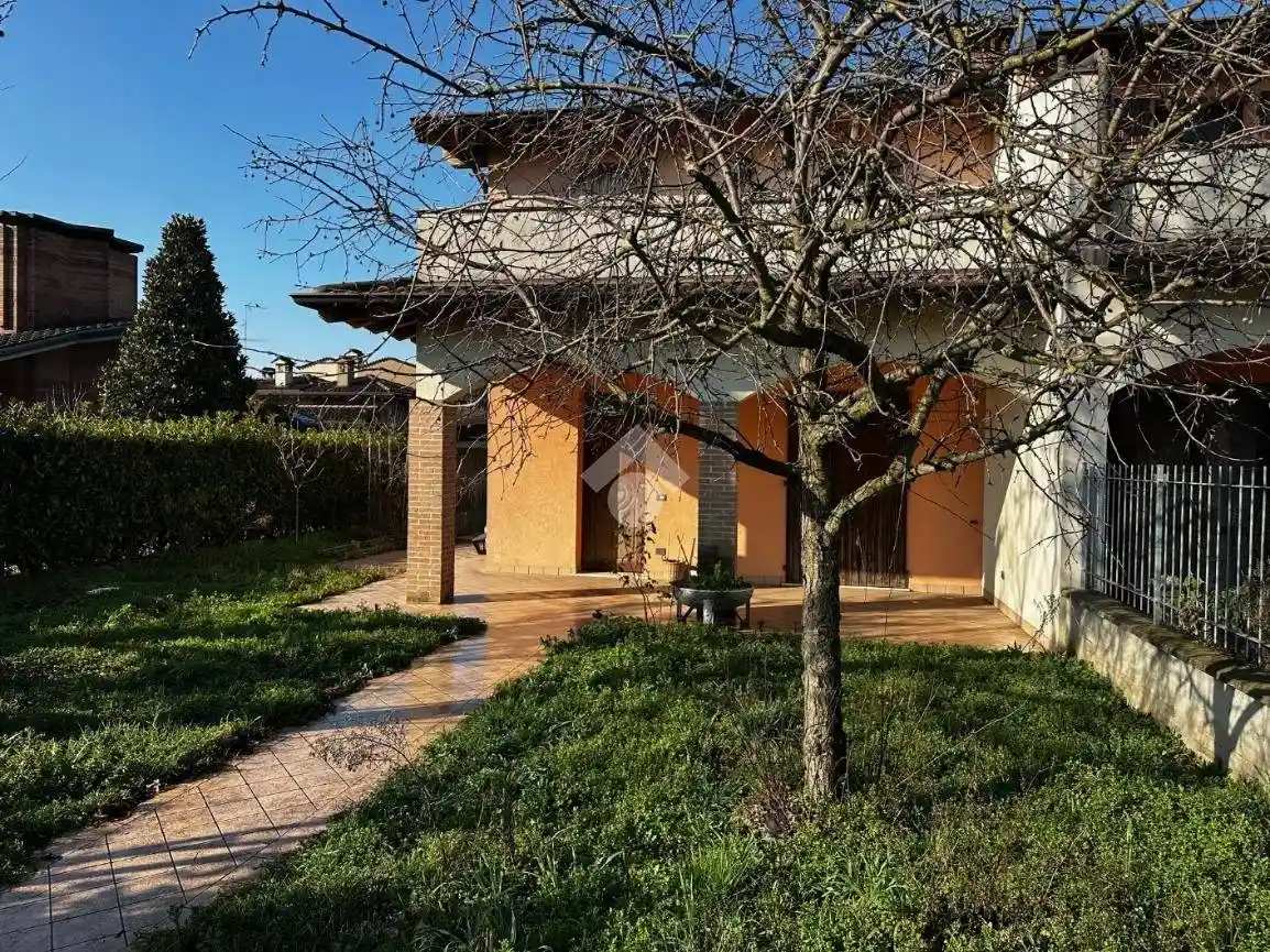 Villetta a schiera - foto 2