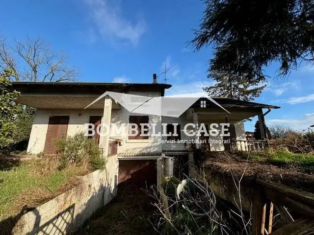 Villa in vendita a Comazzo