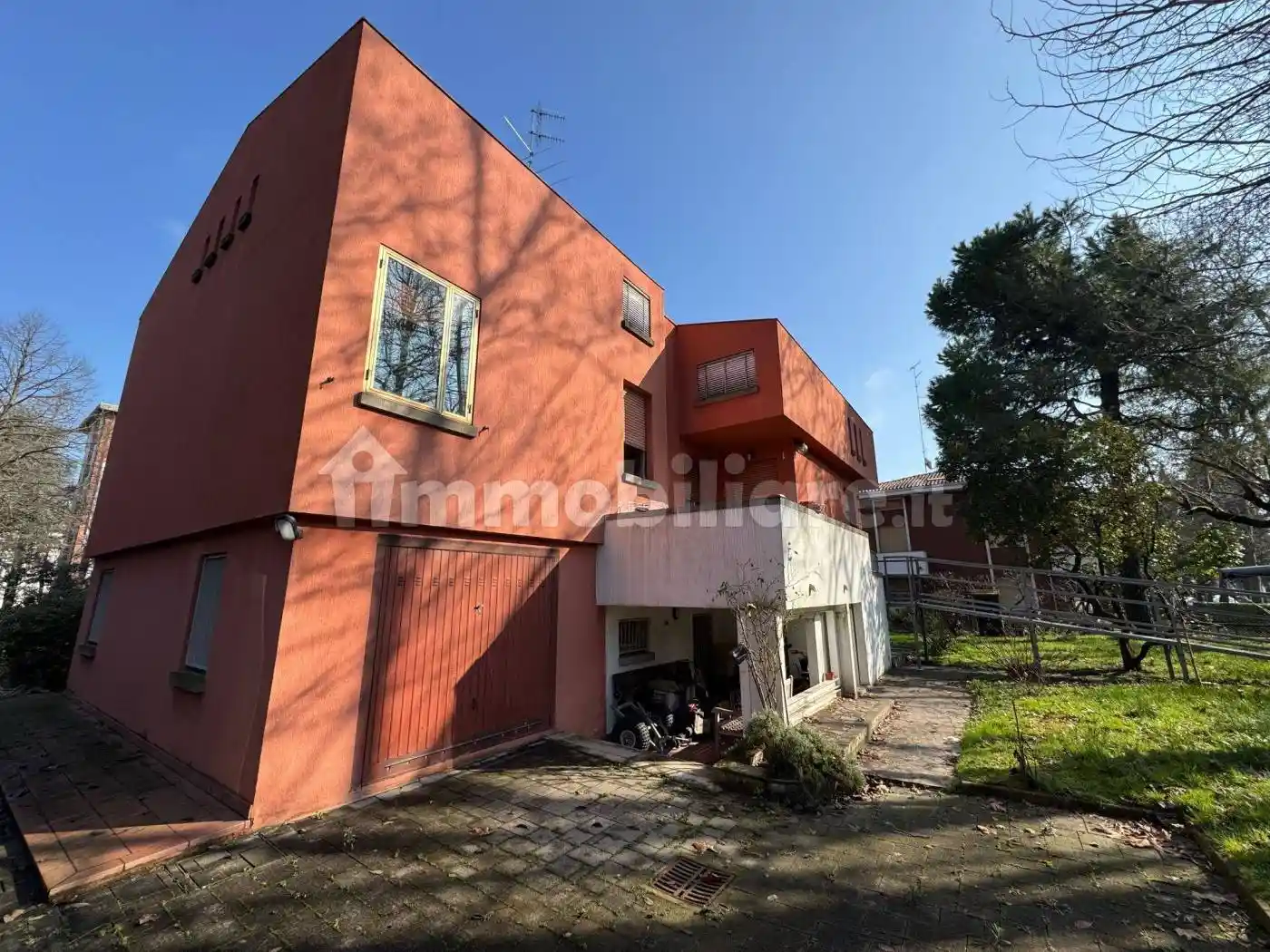 Villa in vendita a Parma
