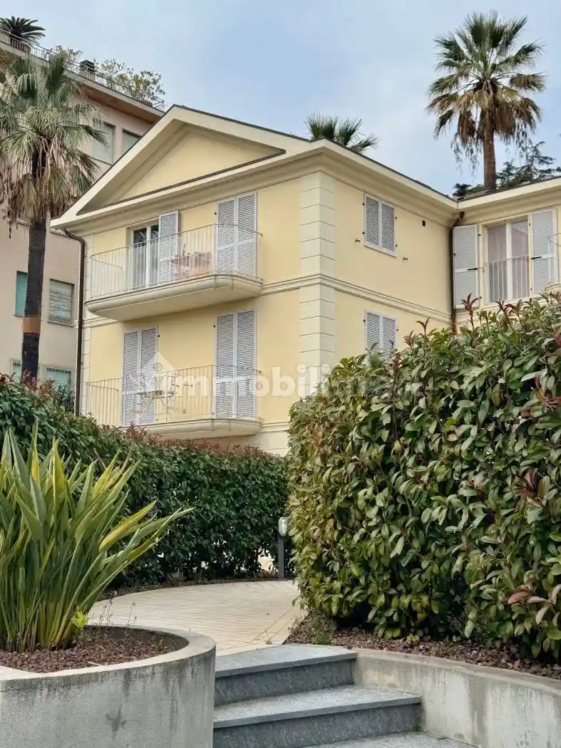 Villa in vendita a Sanremo