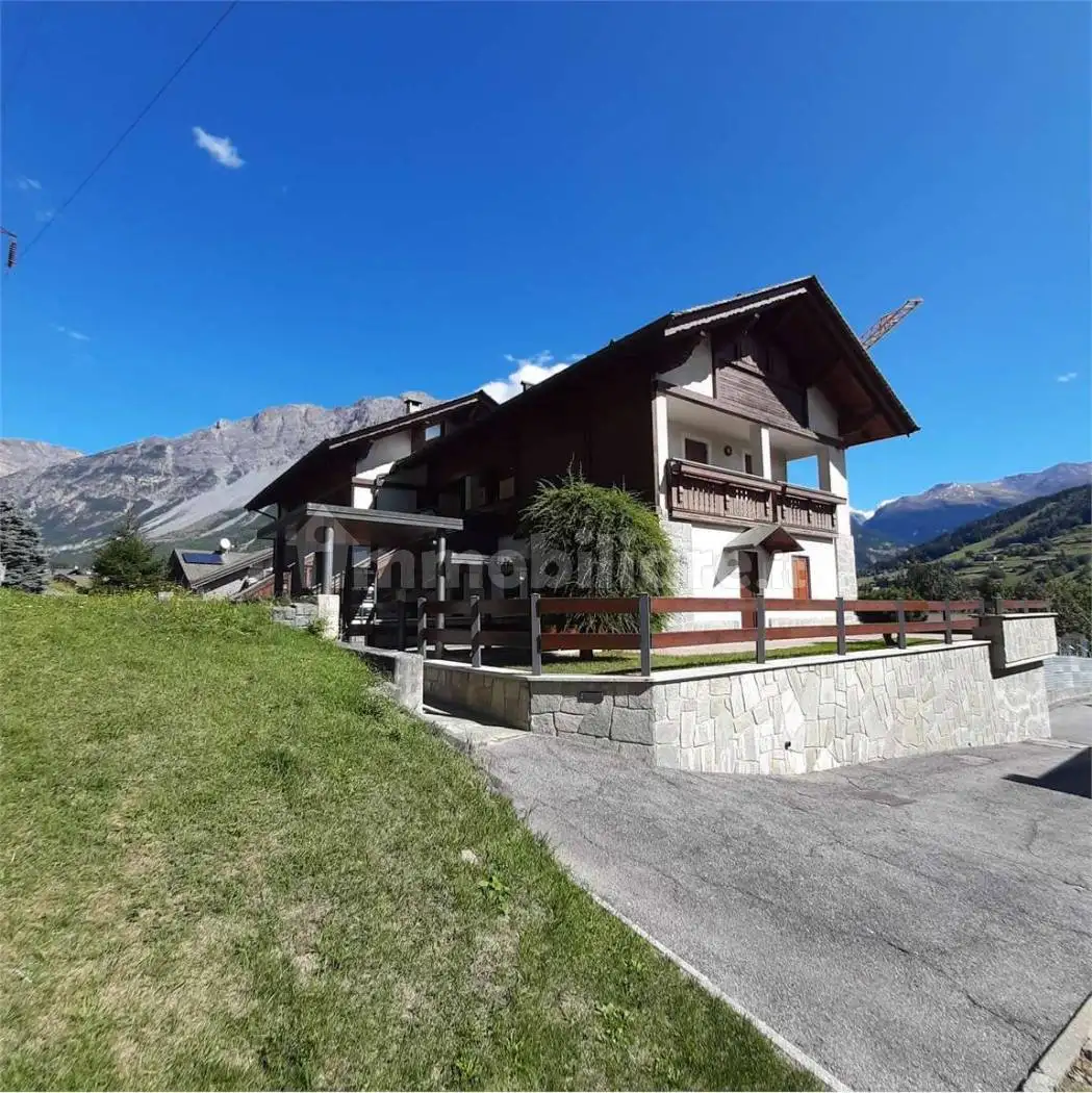 Appartamento in affitto a Valdisotto